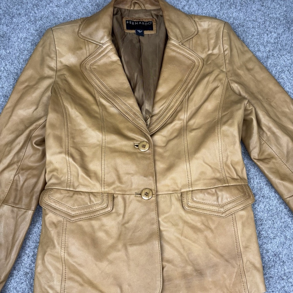 Bernardo Leather Blazer Jacket Women's Medium Tan Brown Button Lamb Leather EUC